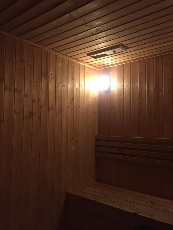 Urban 360 Studio By La Ritz バトゥ洞窟 エクステリア 写真